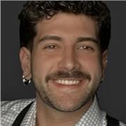 Profesor titulado en el Grado de Economía y actual estudiante del Máster de Data Science y Business Analytics